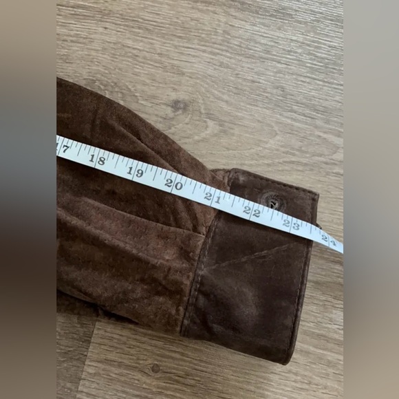 💯% Suede Jacket - Picture 4 of 7